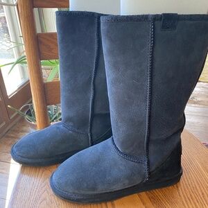 EMU AUSTRALIA WOMEN'S STINGER HI BOOTS NWOT BLACK SIZE 10 (Fits 9.5 also))